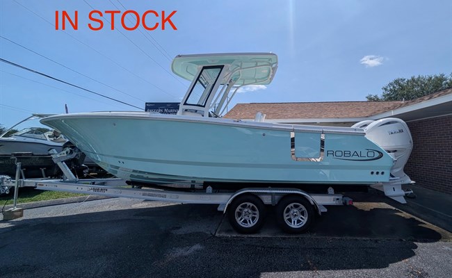 2025 Robalo R250 Seafoam 